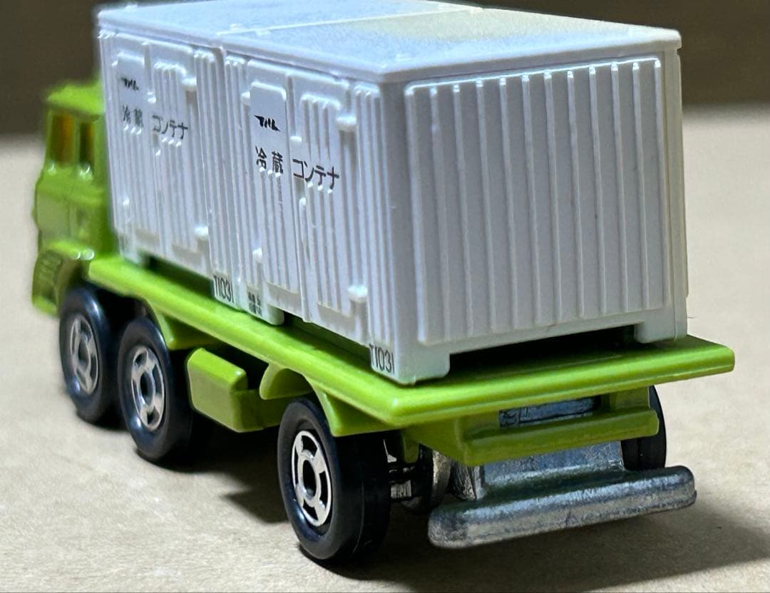 日本製 トミカ ふそう コンテナ運搬車 スーパーギフト