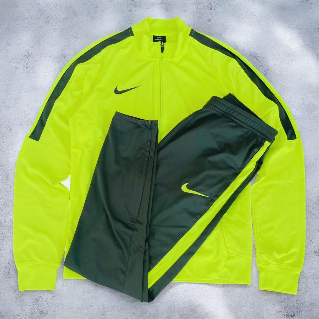 【美品】NIKE SQUAD ニット トラックスーツ セットアップ ジャージ上下