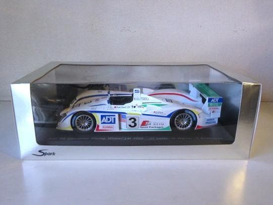 特価 Spark 1/18 アウディ R8 2005 LM Winner #3