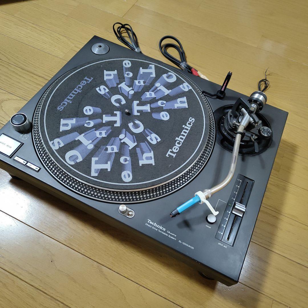 Technics SL-1200MK3D ターンテーブル　①