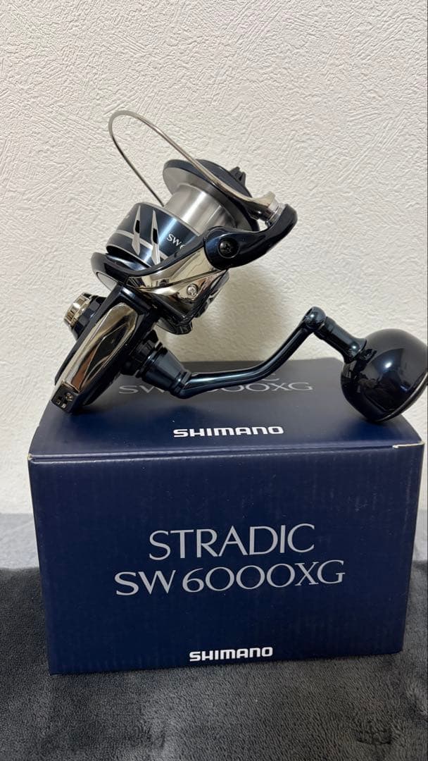 【未使用品】シマノ ストラディック SW 6000XG スピニングリール