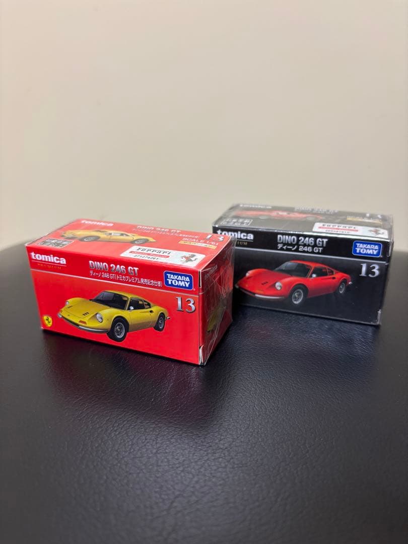 【新品未使用】トミカ　歴代フェラーリ　34台+フェラーリセット8台