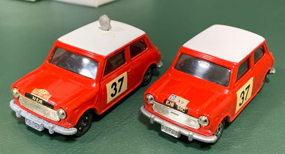 トミカ ミニクーパー トラフィック モンテカルロラリーカー ゼッケン37番 2台