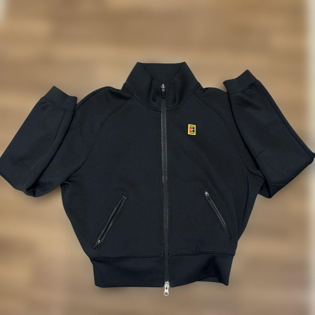 Nike テニスウェア　ブラックジャージ