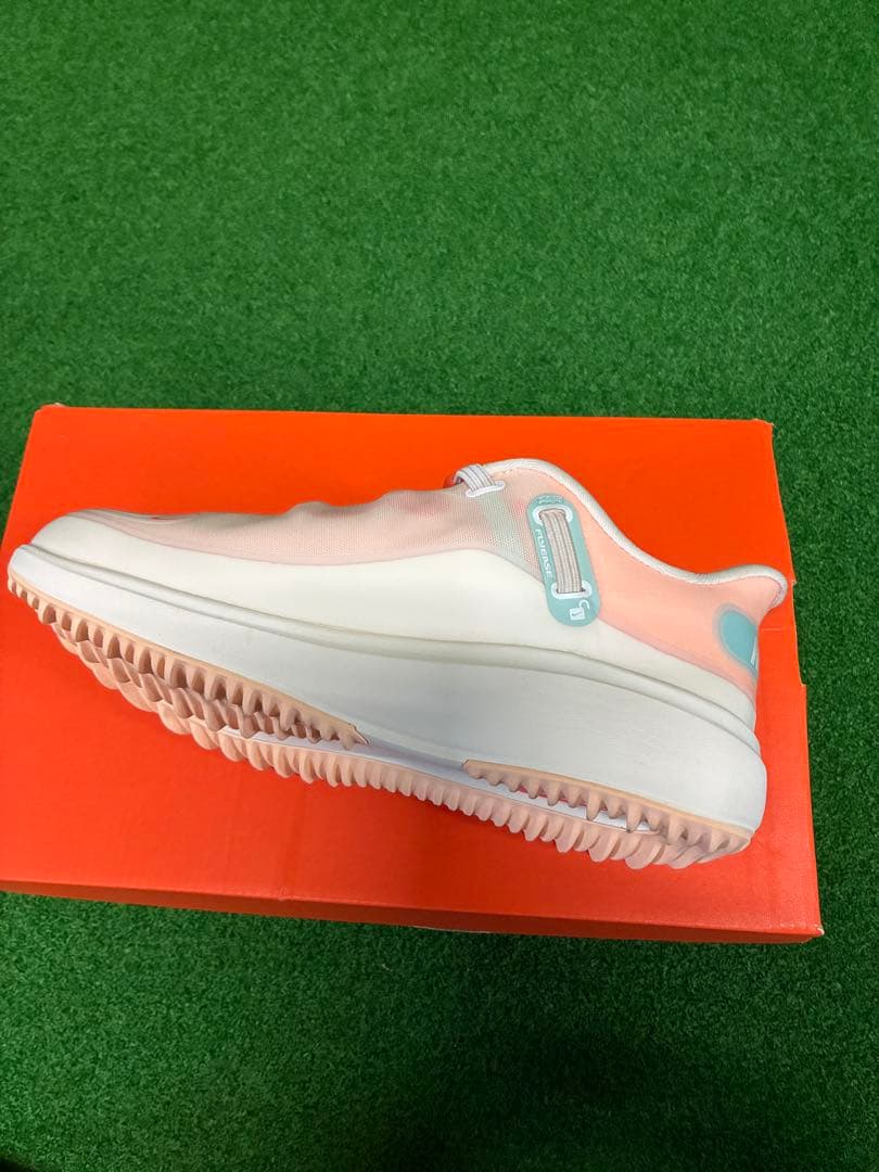 Nike FlyEase ゴルフシューズ