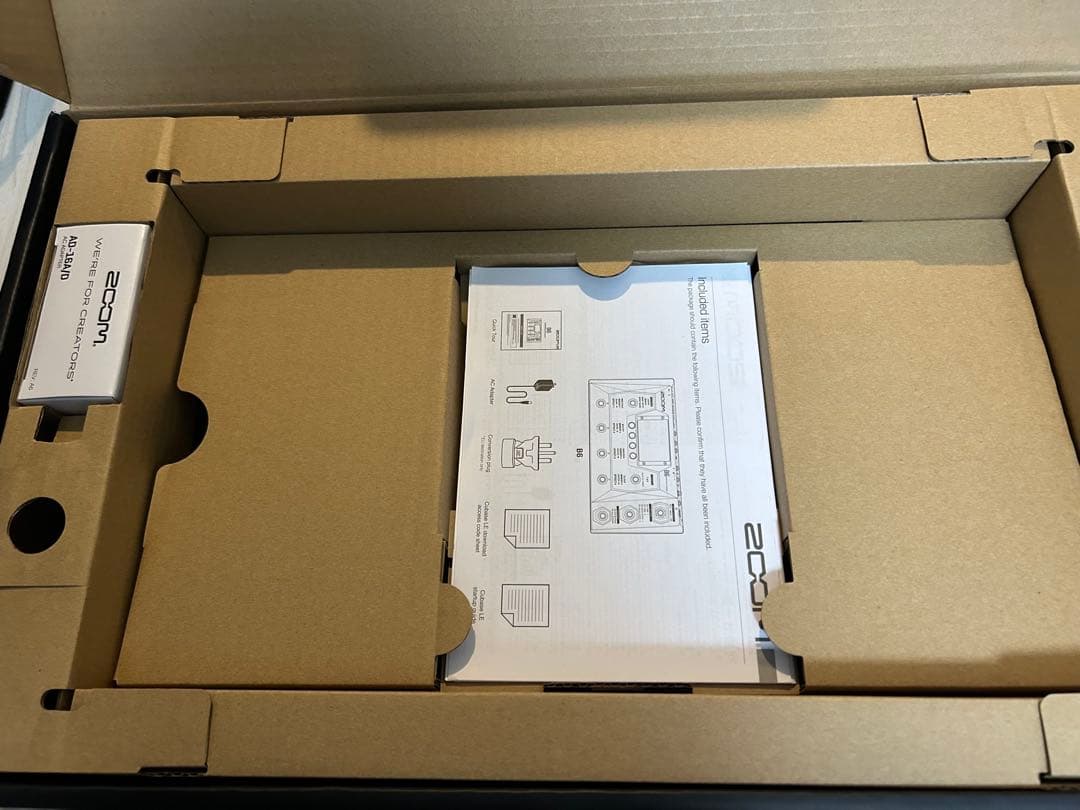 zoom B6 箱、取扱説明、ケース、ペダル、BTA-1、ストラップ　セット