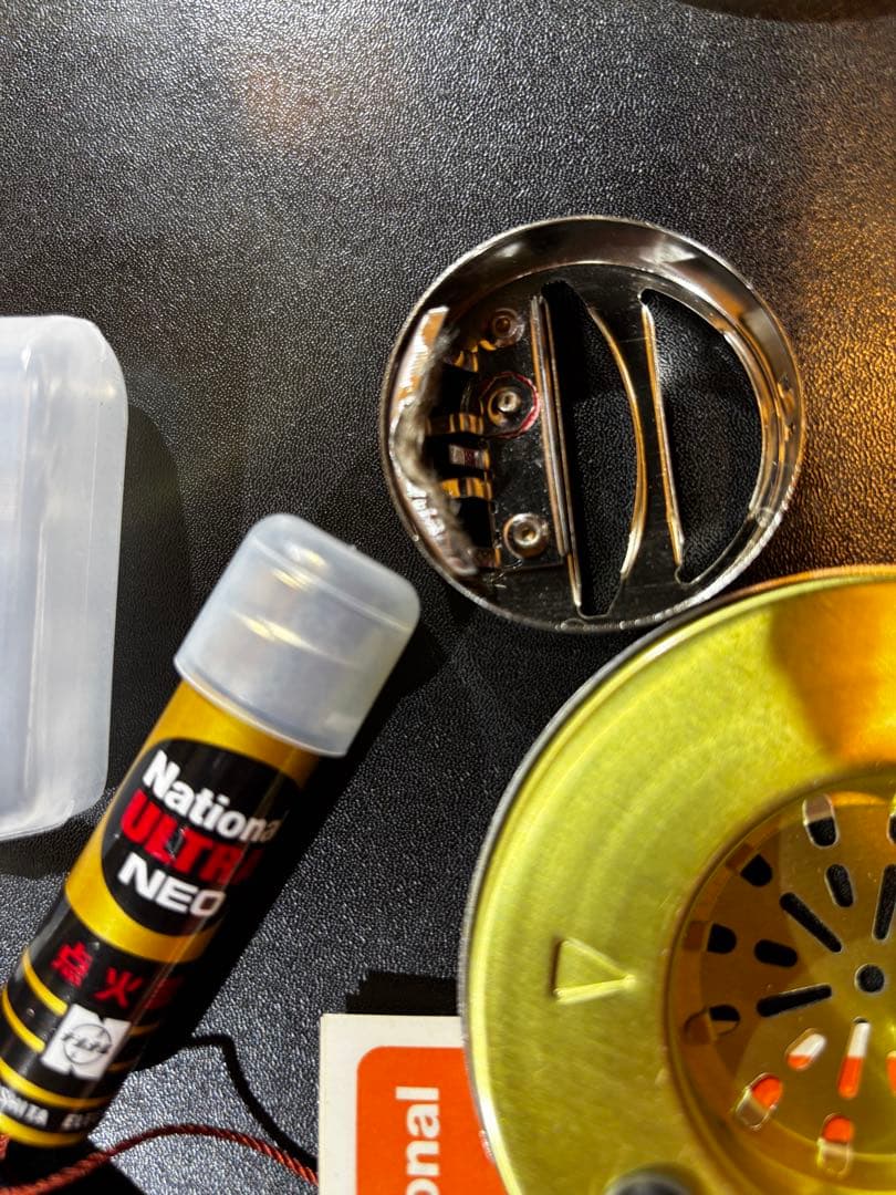 【新品未使用】ナショナル黄金カイロ、注油と点火ラクラク