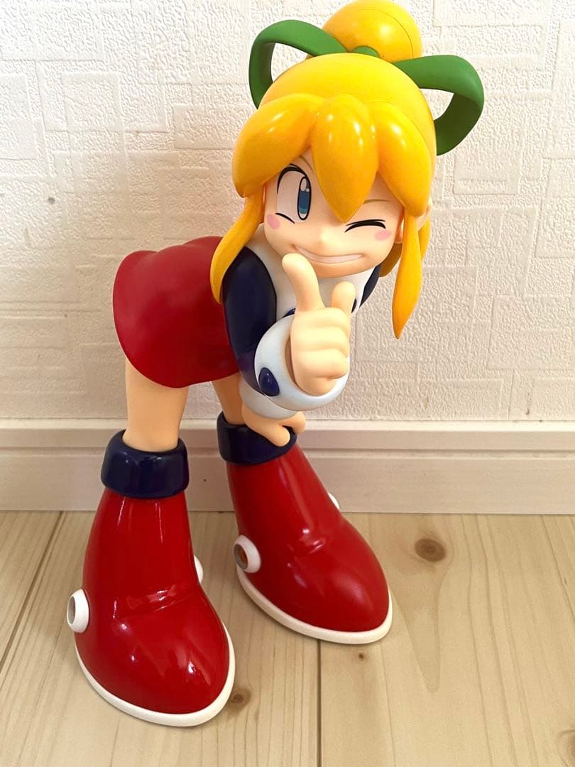 ギガンティックシリーズ　ロックマン ロール フィギュア　エクスプラス