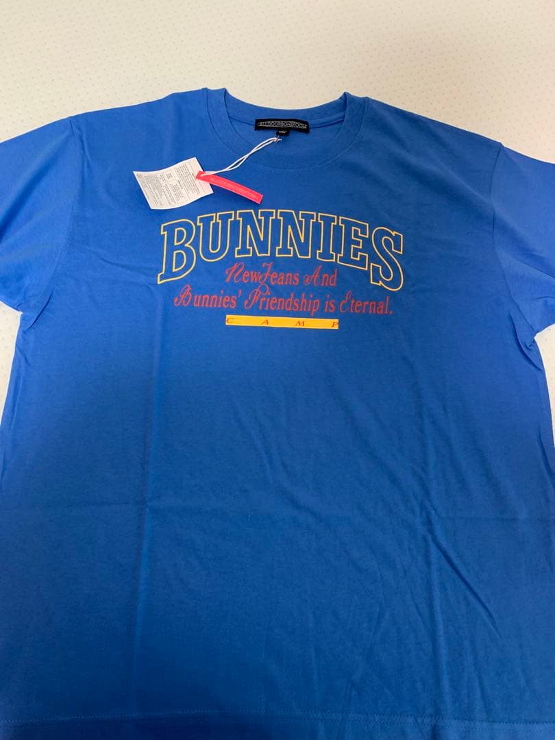 NewJeans Tシャツ
