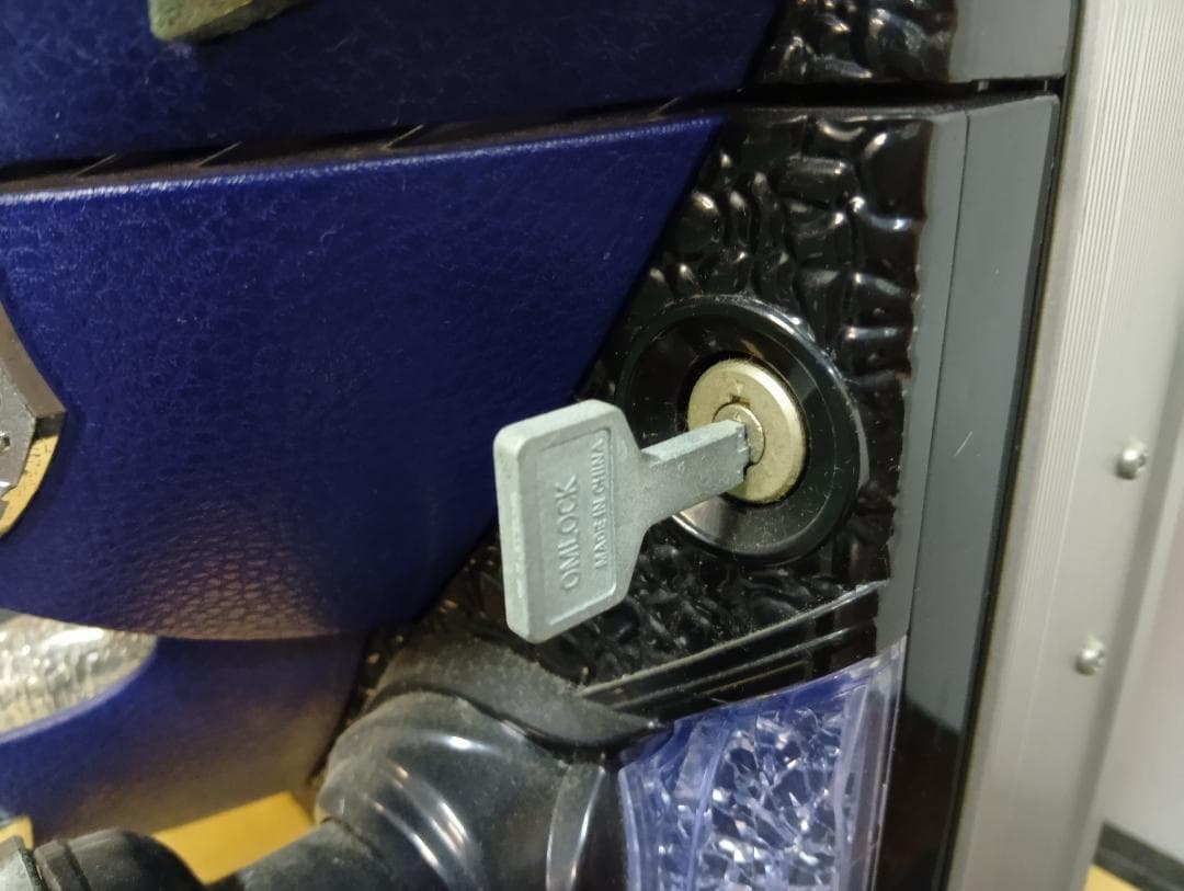送料込み パチンコ 実機 CR獣王レジェンドオブザキングHVJP 直接引取可