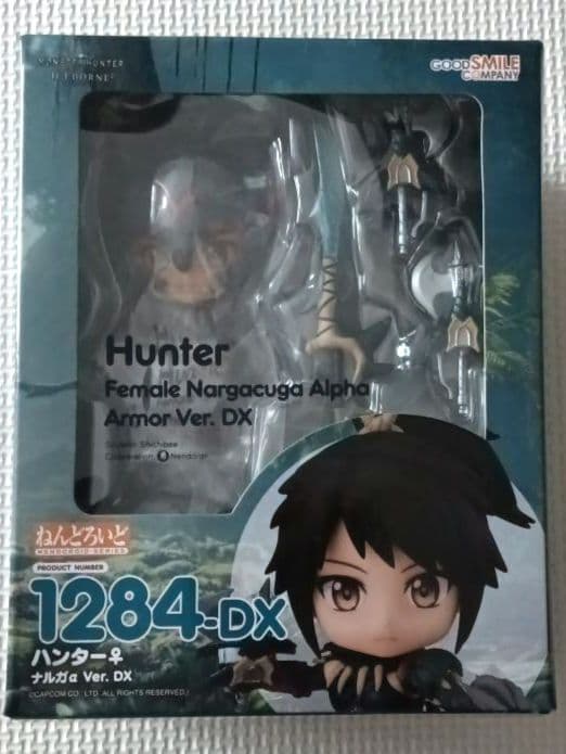 ねんどろいど　モンスターハンター　ハンター♀️　ナルガα Ver. DX