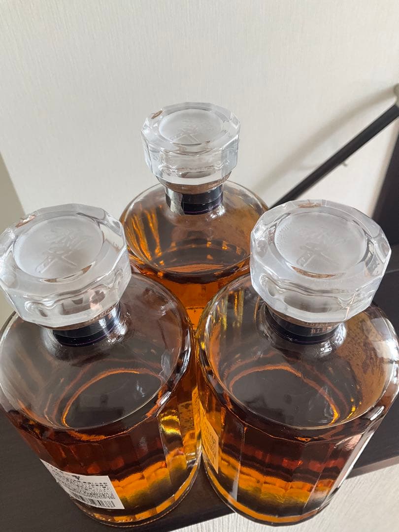 SUNTORY　響ジャパニーズハーモニー 700ml　3本セット ウイスキー