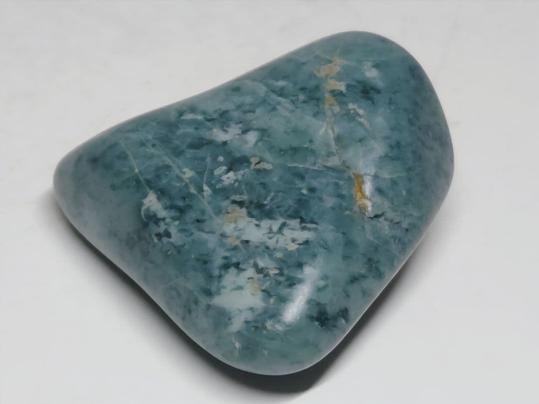 濃青 68g 翡翠 ヒスイ 原石 鑑賞石 自然石 誕生石 鉱物 鉱石 水石
