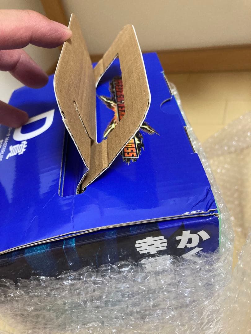 隣の物語　(SHOP)からこんなフィギュア来た　専用ページなので購入不可