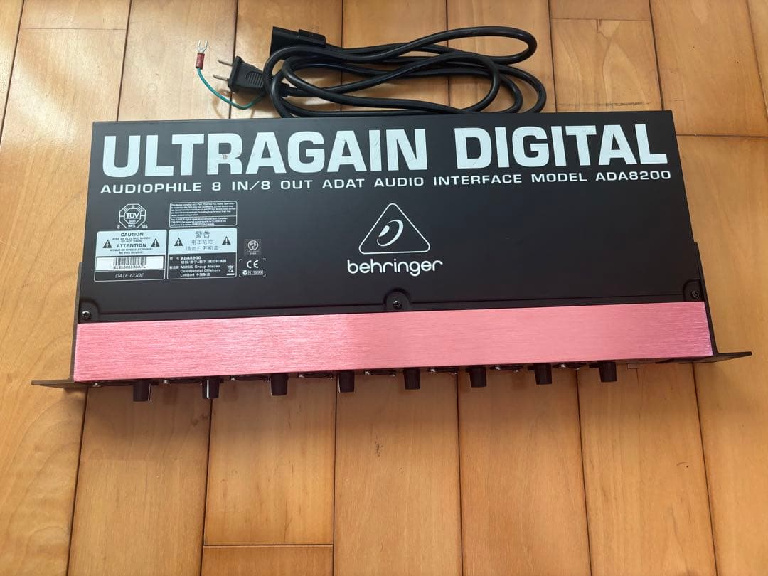 【期間限定値下げ】behringer ADA8200
