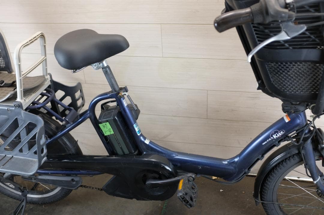 電動自転車 ヤマハPAS　KISS　20インチ　3段　8.7Ah充電器あり
