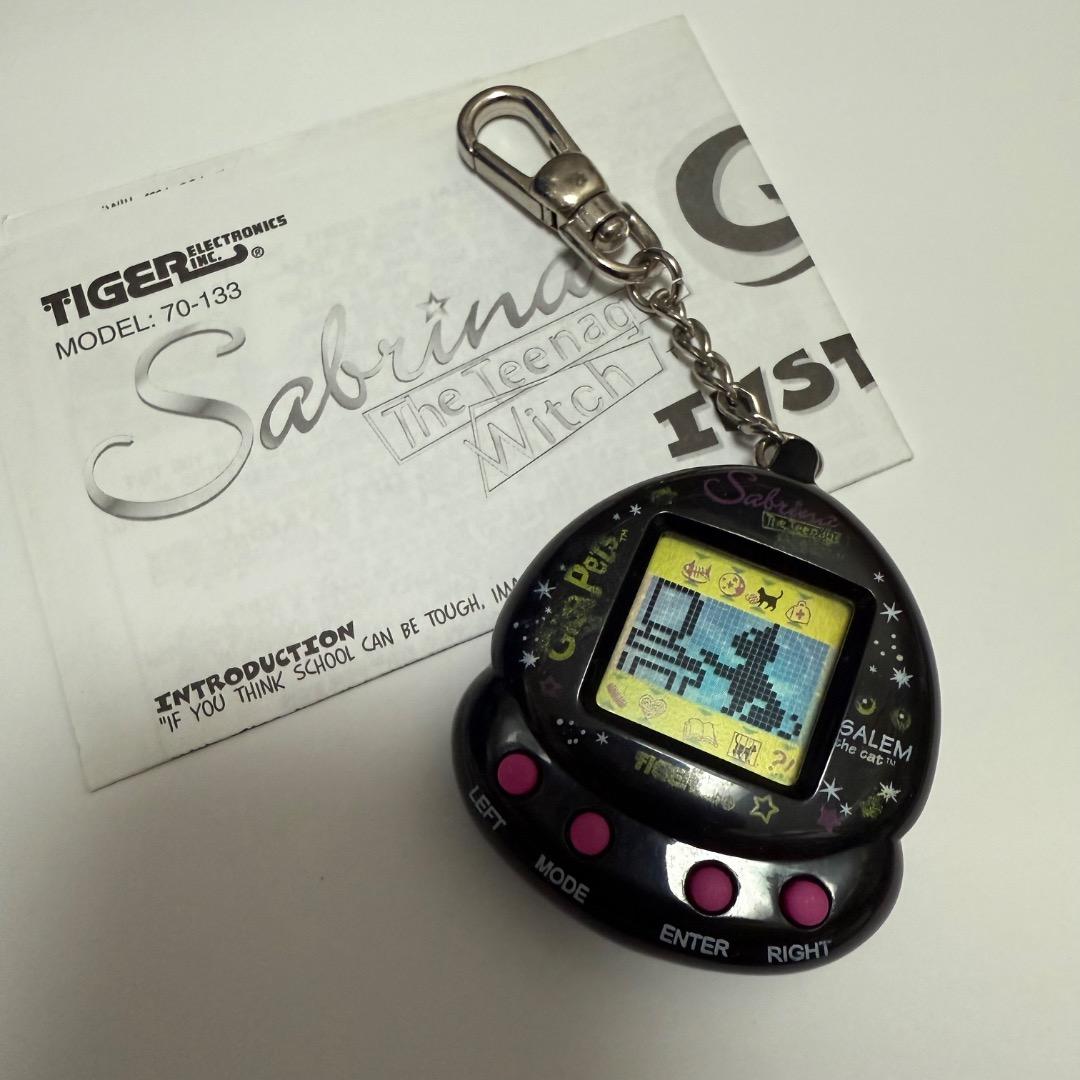 TIGER Sabrina たまごっち　ペット育成ゲーム