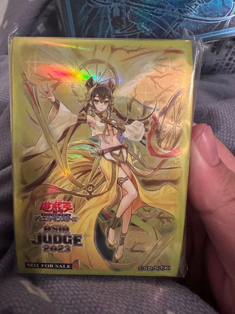 遊戯王 公式 御巫 スリーブ 70枚 未開封 2023 Asia Judge