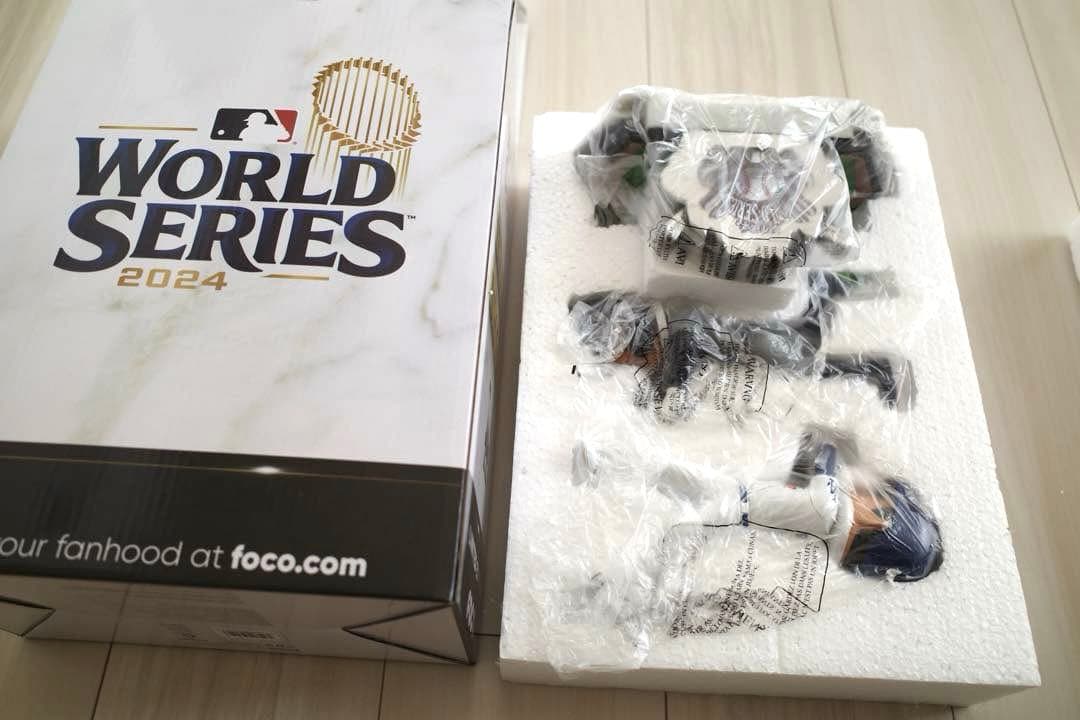 MLB 2024ワールドシリーズ　大谷&ジャッジ　ボブルヘッド　& tシャツ