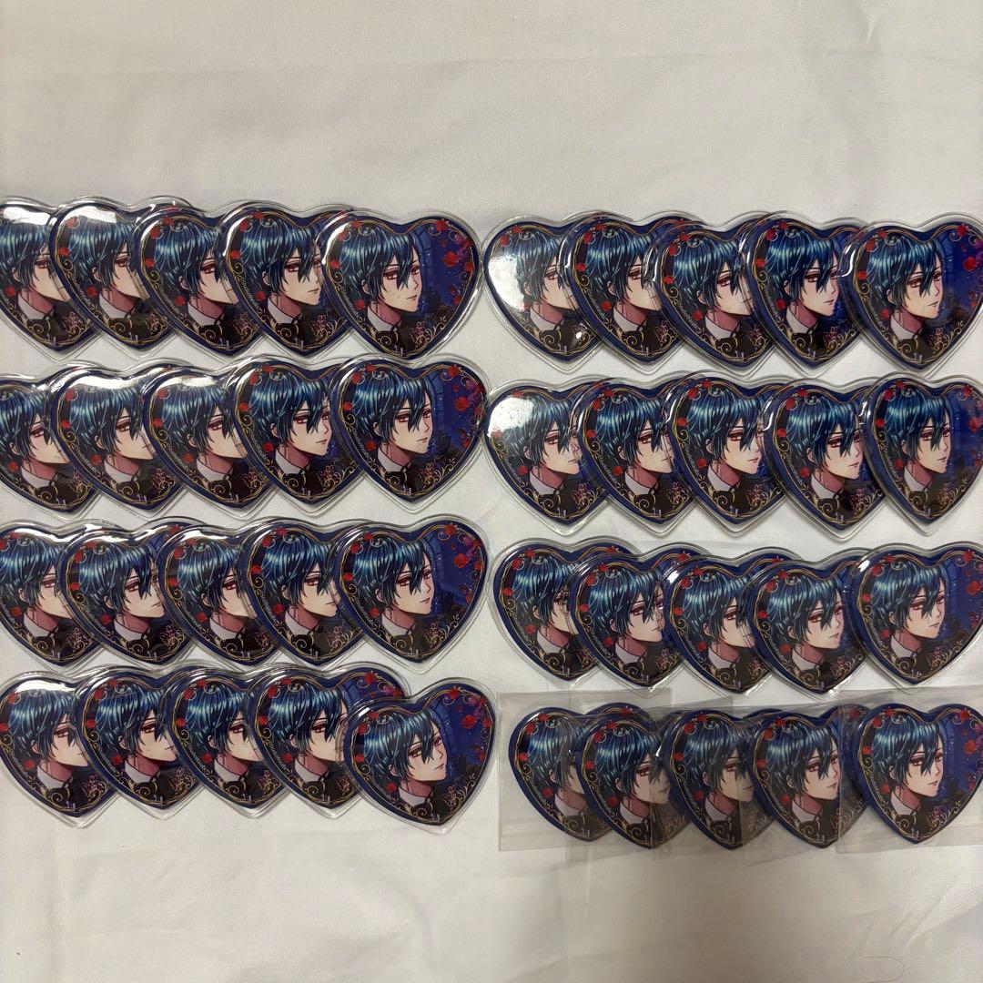 悪魔執事と黒い猫　あくねこ　ハート 缶バッジ　バレンタイン ハウレス 40個