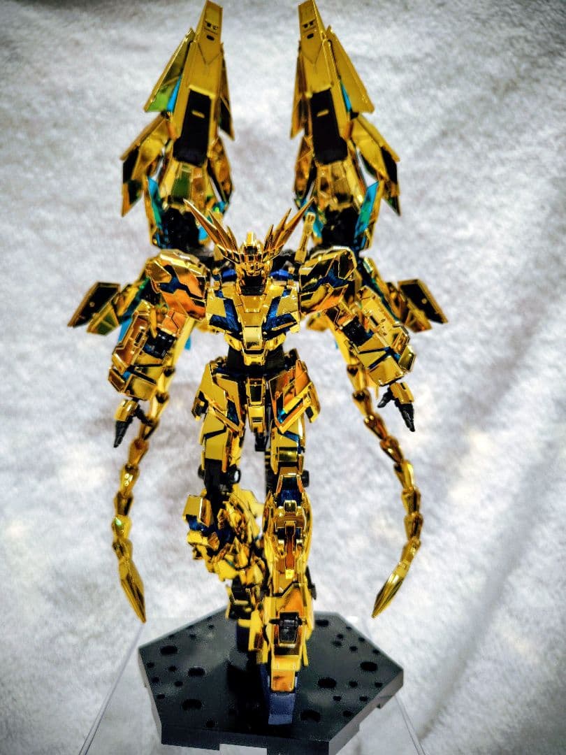 RG ユニコーンガンダム3号機　フェネクス (ナラティブVer.)　素組み