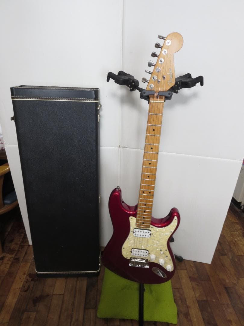 Fender USA BIG APPLE ストラトキャスター ケース付