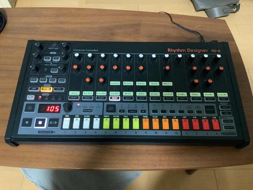 rd-8 behringer ほぼ未使用品　正規品